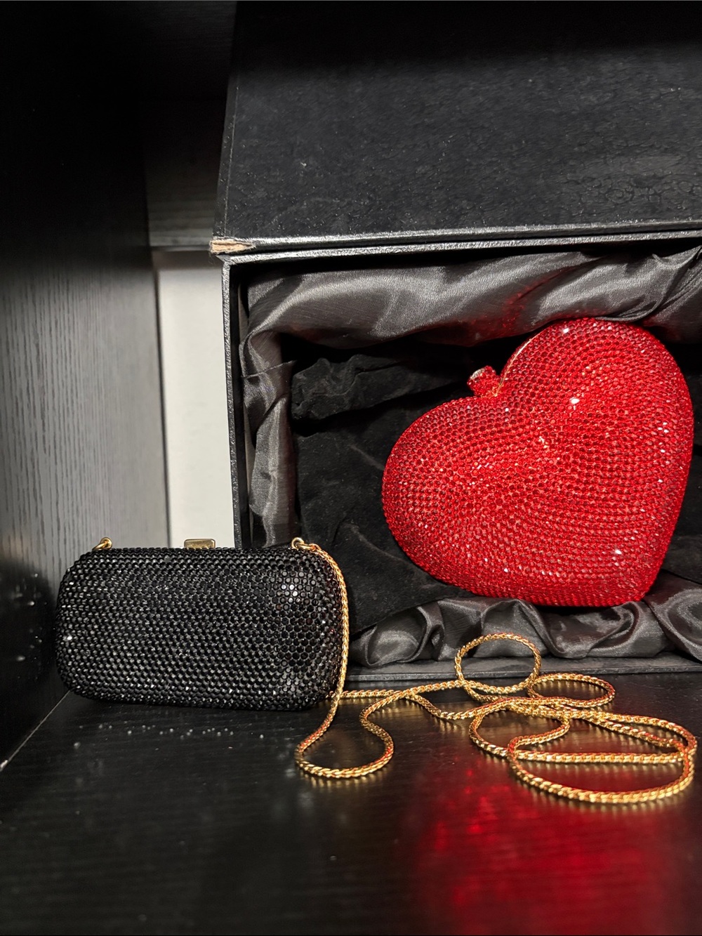 🌹Judith Leiber Black Crystal Mini Bag